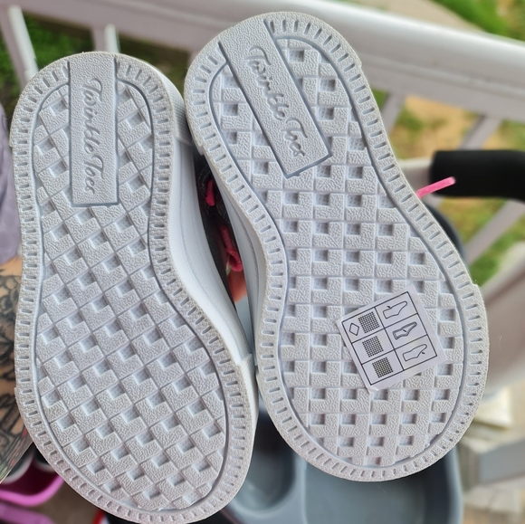 Twinkle Toes, toddler 5 - Picture 4 of 5